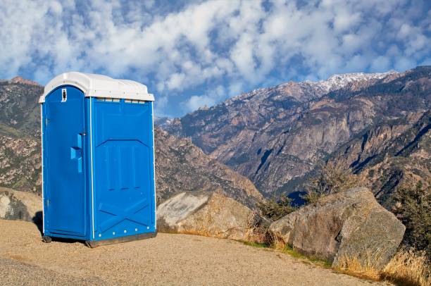 Best Restroom trailer rental cost  in Shiner, TX