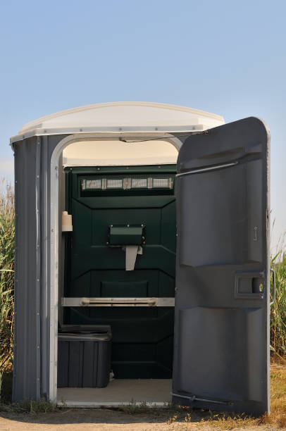 Best Affordable portable toilet rental  in Shiner, TX